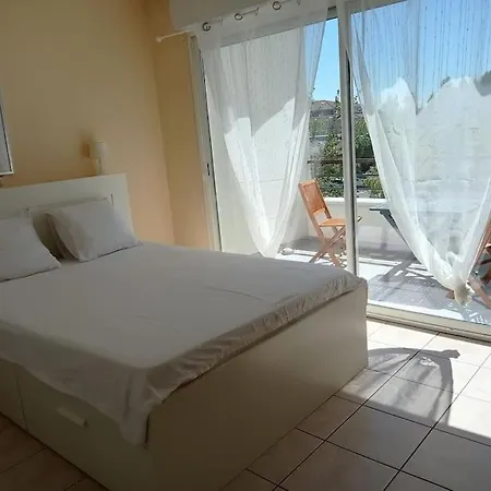 아파트 Sur La Des Dagueys 리부른