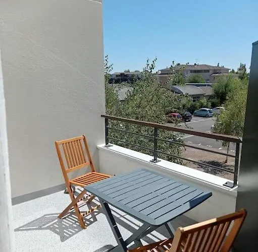 Sur La Des Dagueys Apartman Libourne